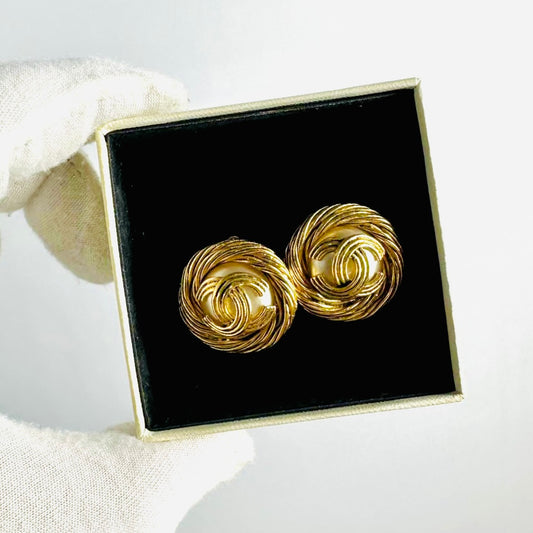 Chanel Giant CC Monogram Logo Round Gold & Pearls Clip On 94A Vintage Earrings