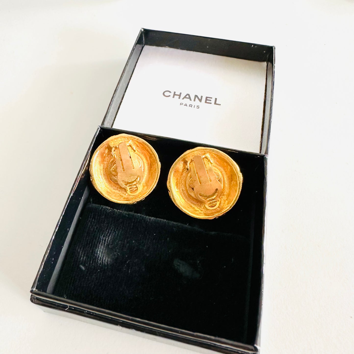 Chanel Classic Monogram Logo Giant 24K Gold & Pearls Large Clip On Vintage Earrings