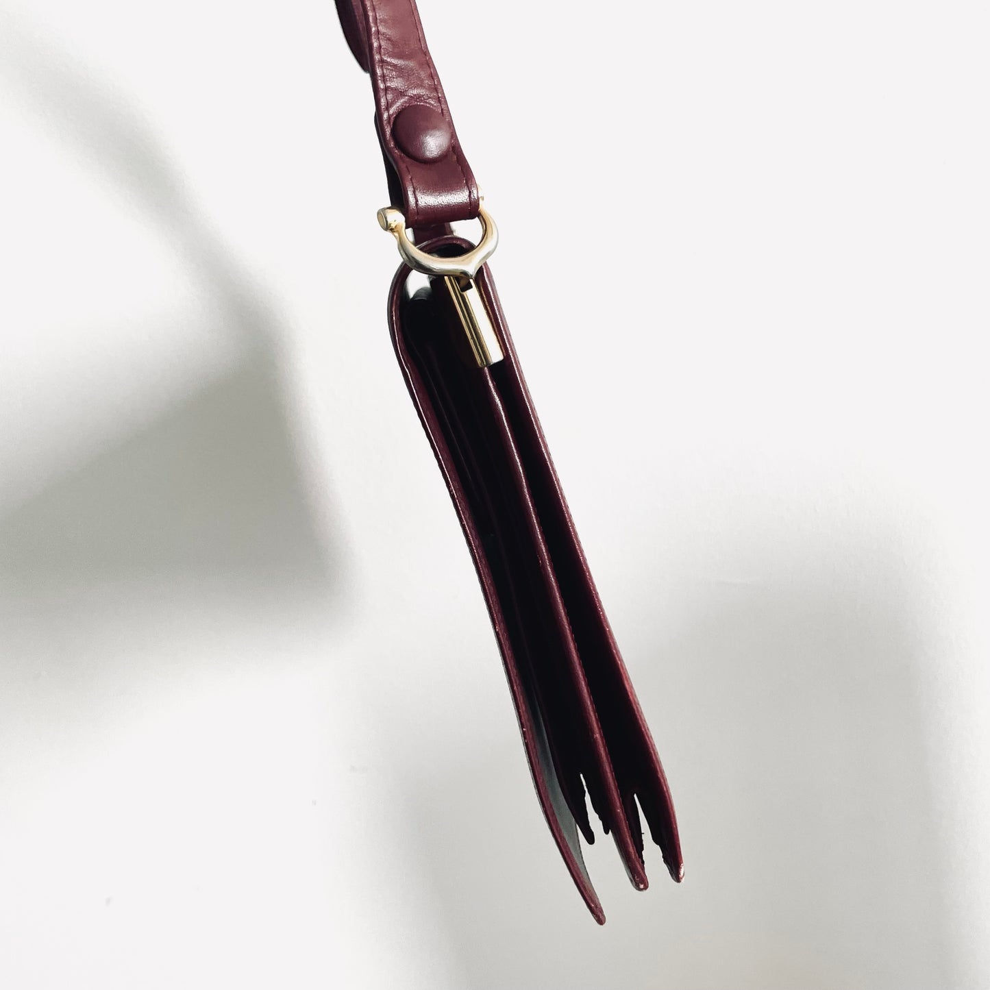 Cartier Must / Mast de Cartier Maroon Red GHW Smooth Leather Full Flap Shoulder Sling Bag