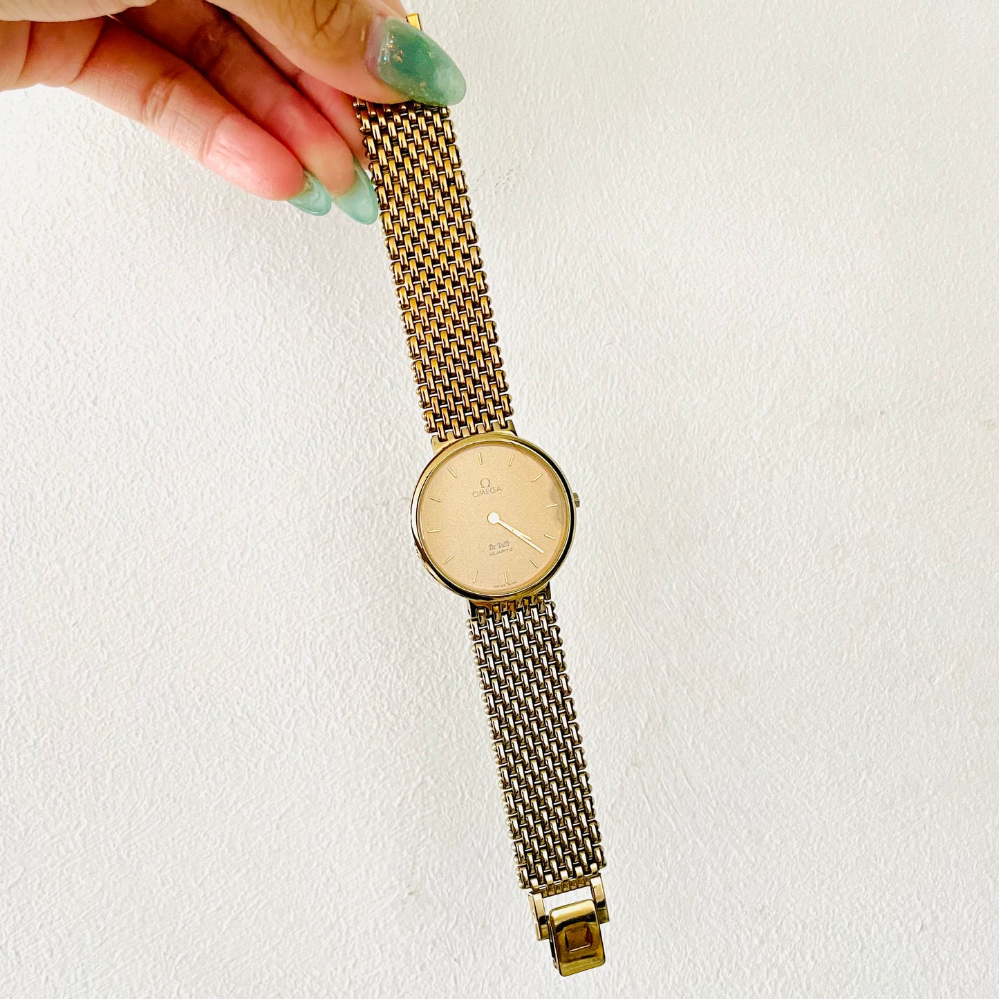 Omega De Ville Gold Round Dial Stainless Steel Vintage 32MM Quartz Watch