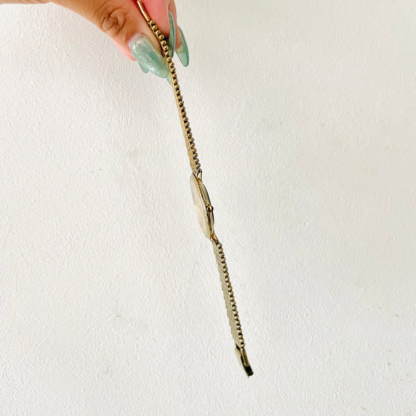 Omega De Ville Gold Round Dial Stainless Steel Vintage 32MM Quartz Watch