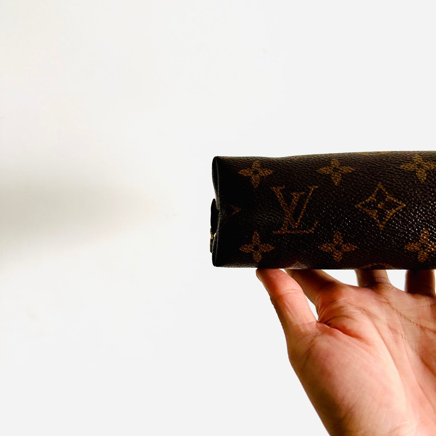 Louis Vuitton LV Monogram Logo GHW Cosmetic Toiletry Pouch Clutch Case