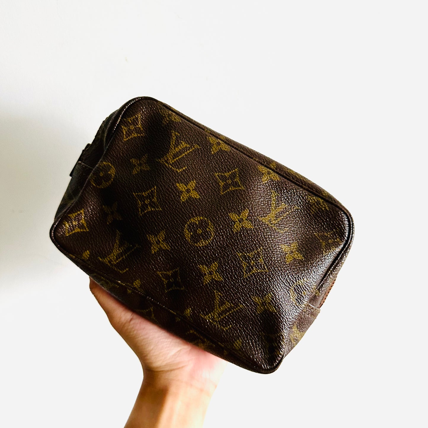 Louis Vuitton LV Monogram Logo GHW Mini Trousse 18 Pouch Case Clutch