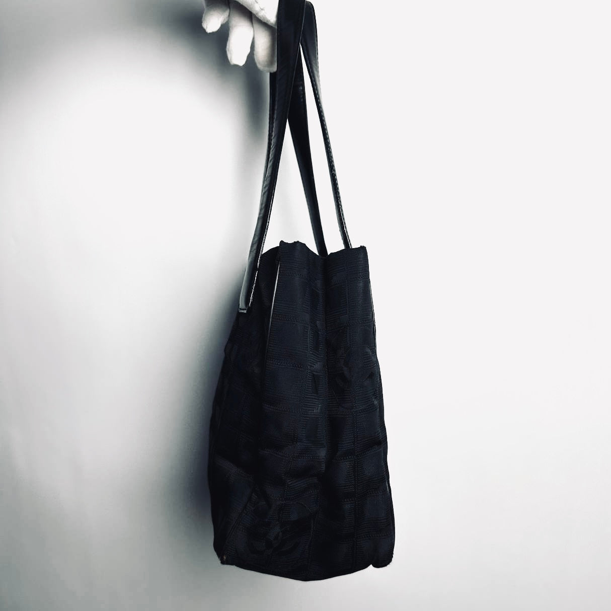 Chanel Black GHW Travel Line Quilted Jacquard CC Monogram Logo Shoulder Shopper Tote Bag 8s