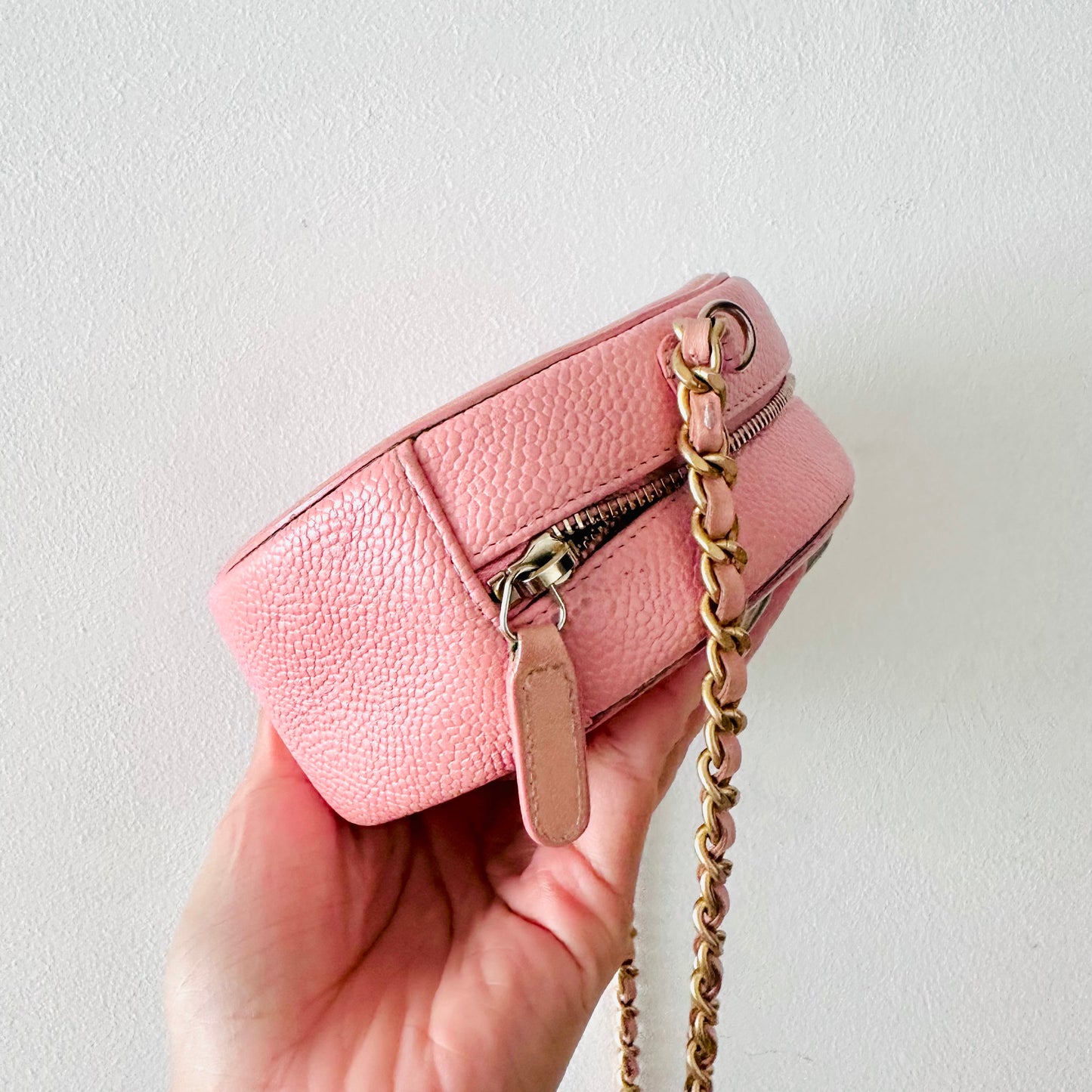 Chanel CC Filigree Pink GHW Giant CC Monogram Logo Caviar Round Chain Sling Bag 27s