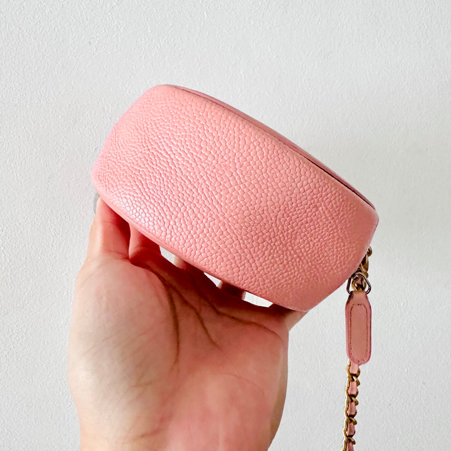 Chanel CC Filigree Pink GHW Giant CC Monogram Logo Caviar Round Chain Sling Bag 27s