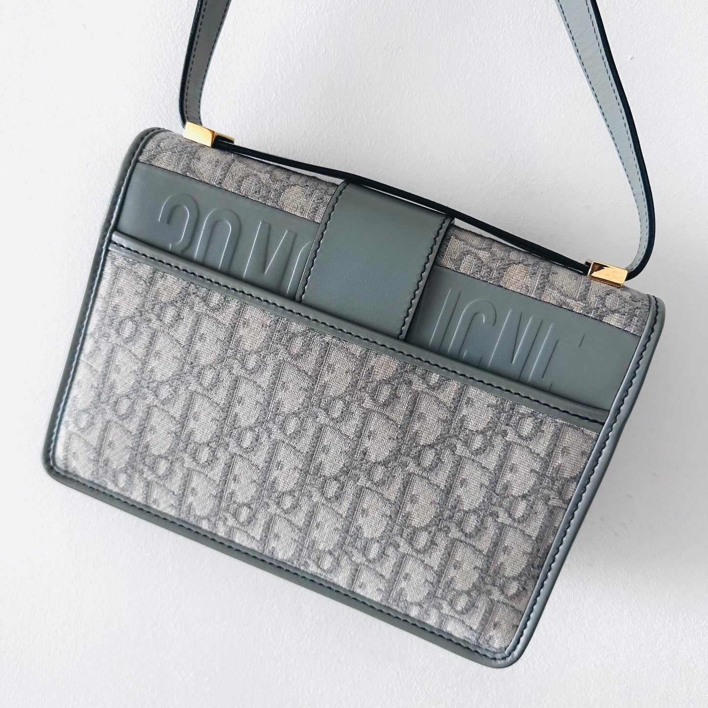 Christian Dior CD 30 Montaigne Grey GHW Oblique Monogram Flap Shoulder Bag