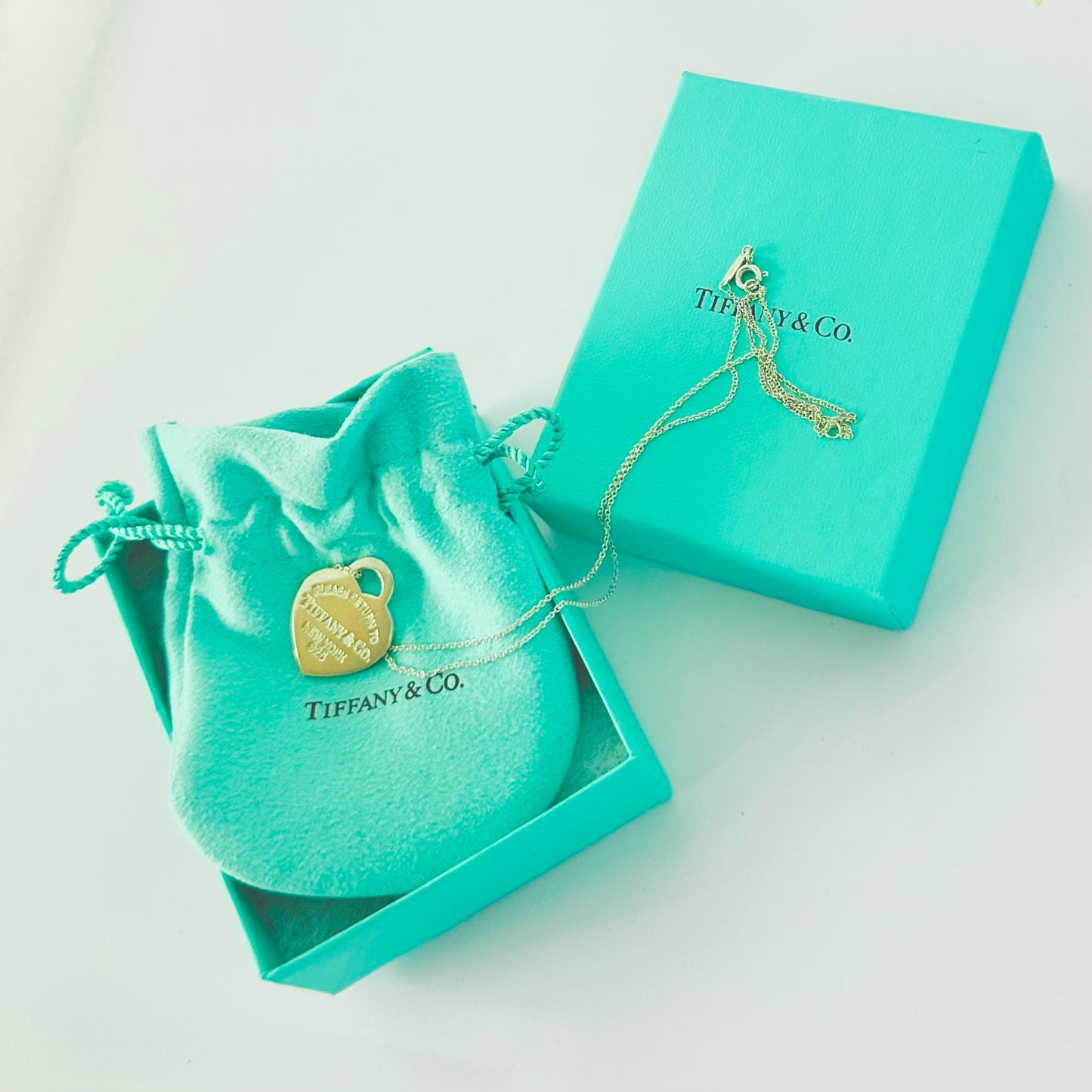 Tiffany & Co T&C Return To Tiffany Blue Heart Pendant Classic 925 Sterling Silver Necklace