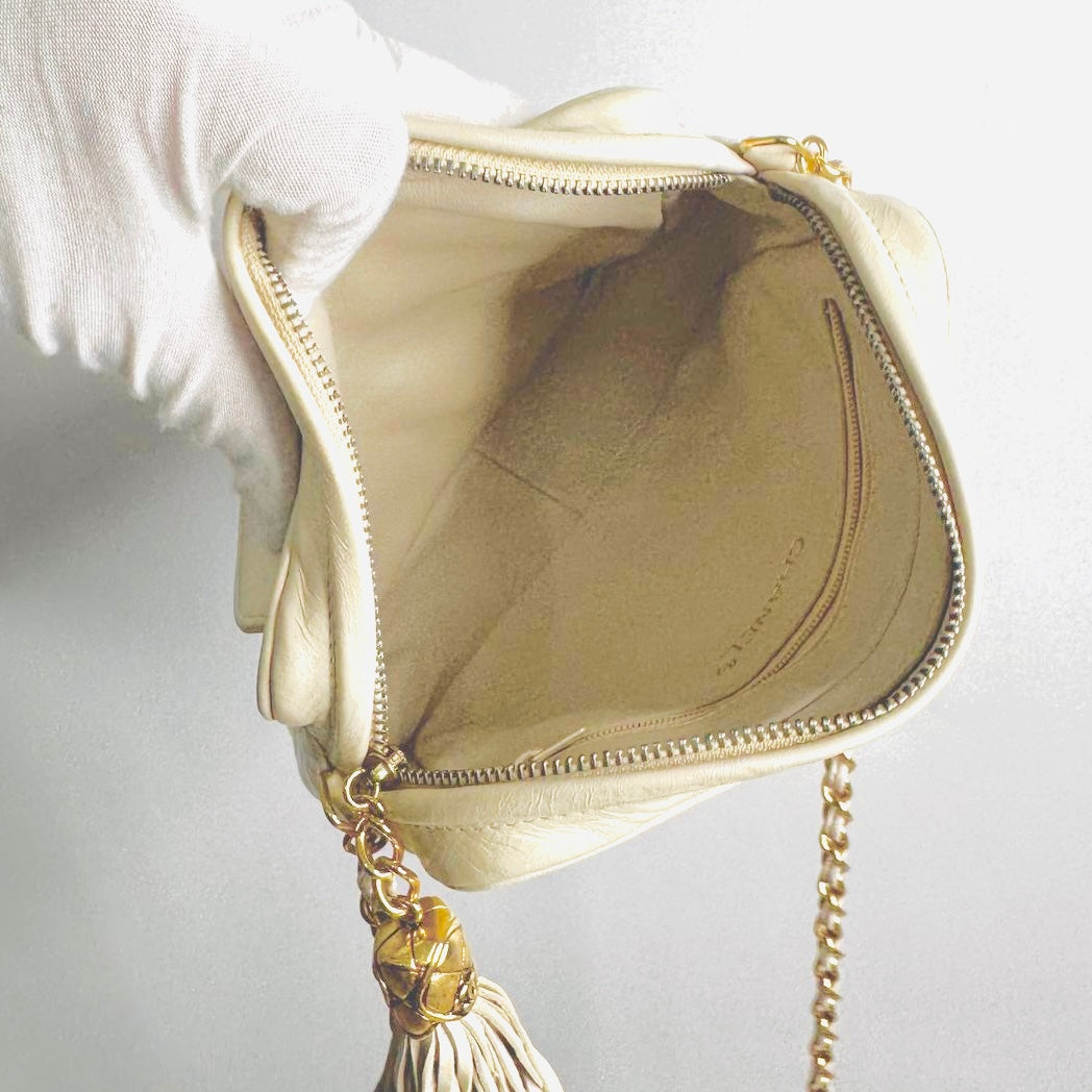 Chanel Cream Beige White GHW Quilted Lambskin CC Monogram Logo Tassel Fringe Vintage Flap Zip Camera Chain Shoulder Sling Bag 1s