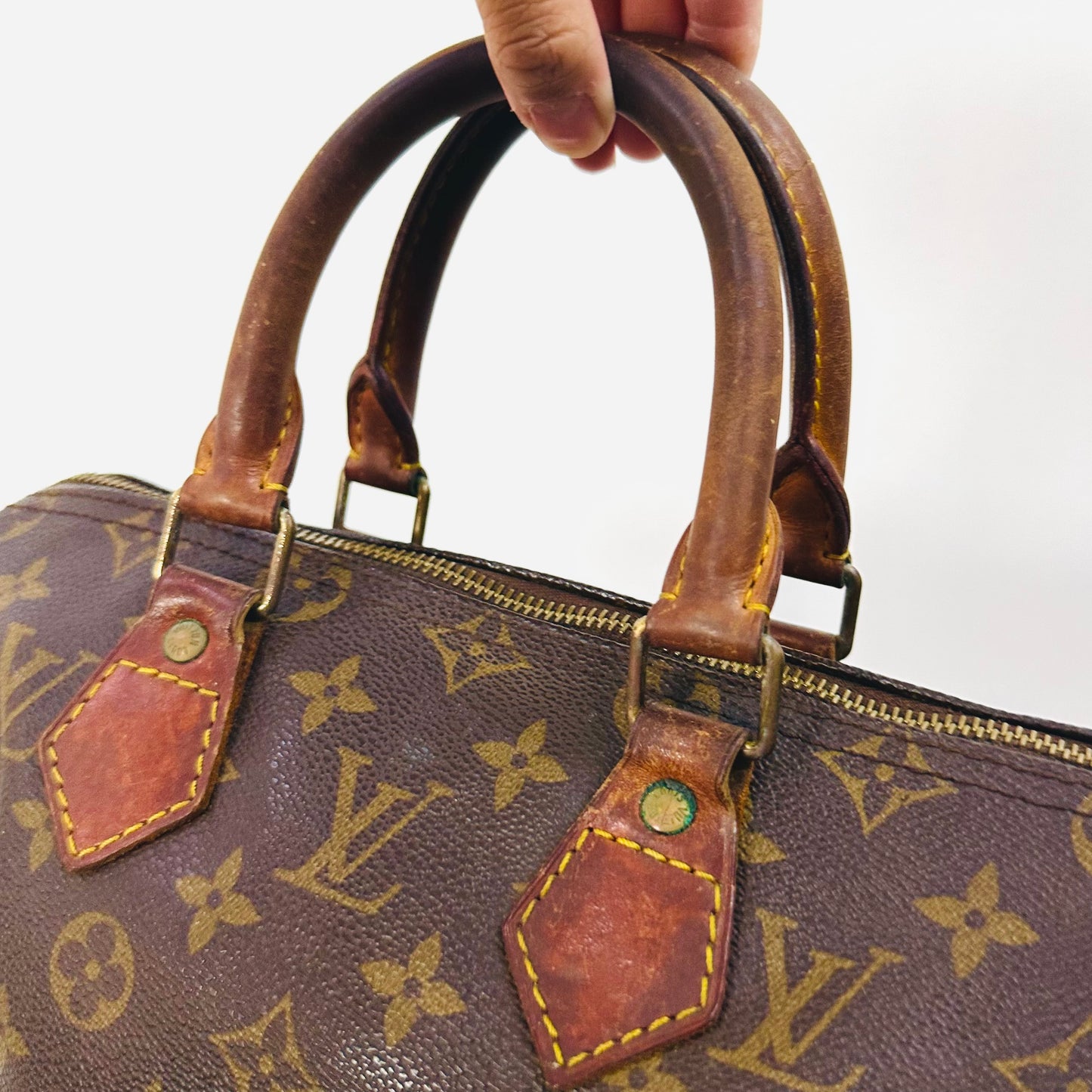 Louis Vuitton LV Boston Speedy 25 Monogram Logo GHW Top Handle Bag