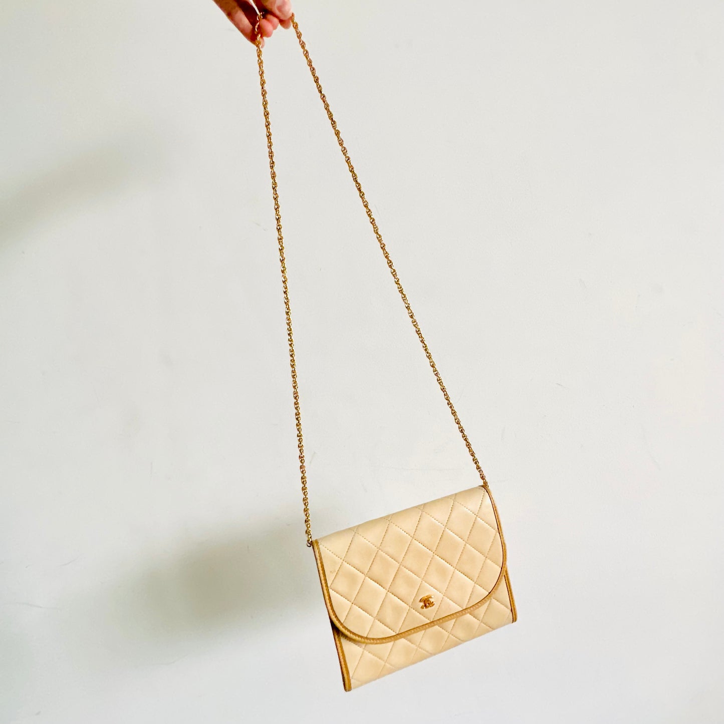 Chanel Beige GHW Quilted Lambskin Leather CC Logo 2-Way Vintage Flap Mini Shoulder Sling Bag 0s