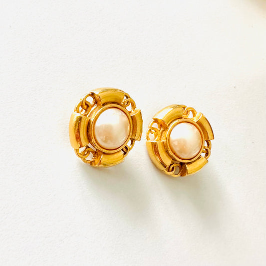 Chanel 94P Large CC Signature Logo Classic Gold & Pearls Clip On Vintage Earrings