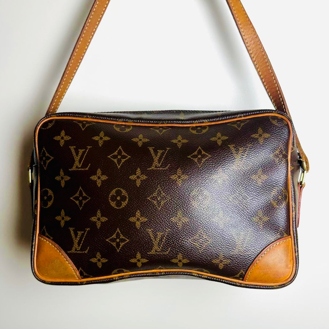 Louis Vuitton LV Trocadero Monogram Logo GHW Camera Shoulder Sling Bag