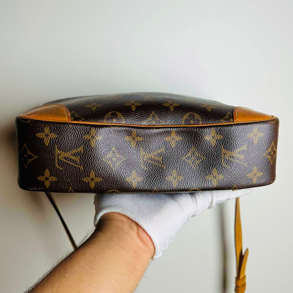 Louis Vuitton LV Trocadero Monogram Logo GHW Camera Shoulder Sling Bag