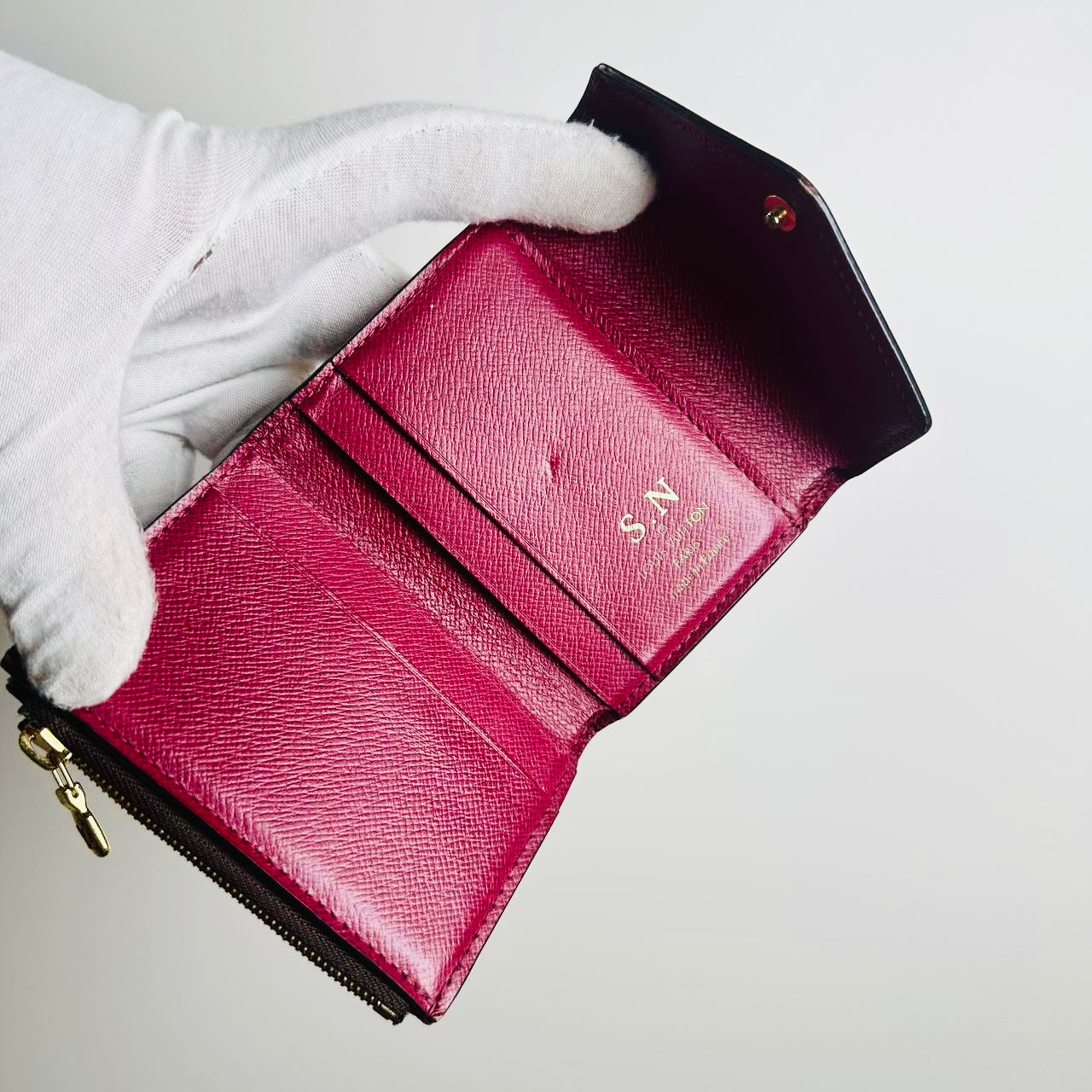 Louis Vuitton LV Zoe Monogram Logo & Fuchsia Leather GHW Compact Flap Trifold Wallet