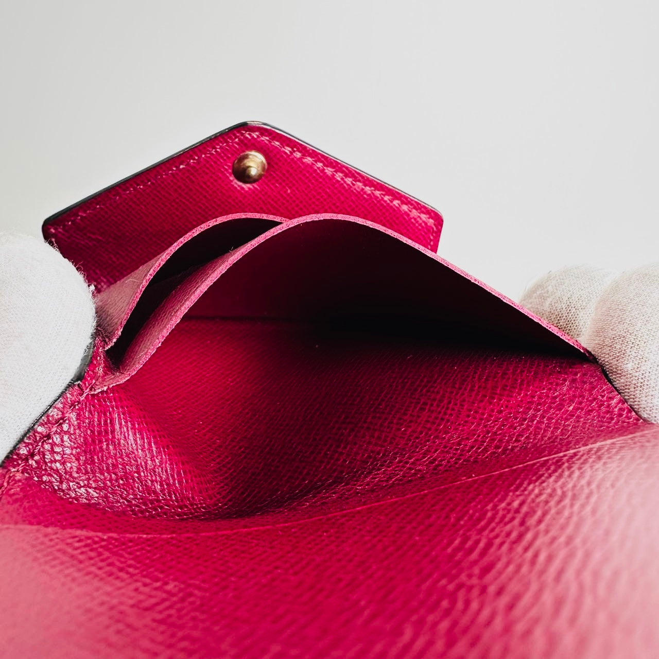 Louis Vuitton LV Zoe Monogram Logo & Fuchsia Leather GHW Compact Flap Trifold Wallet