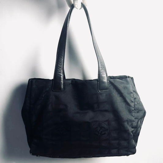 Chanel Black Travel Line Quilted Jacquard CC Monogram Logo Shoulder Shopper Tote Bag 7s