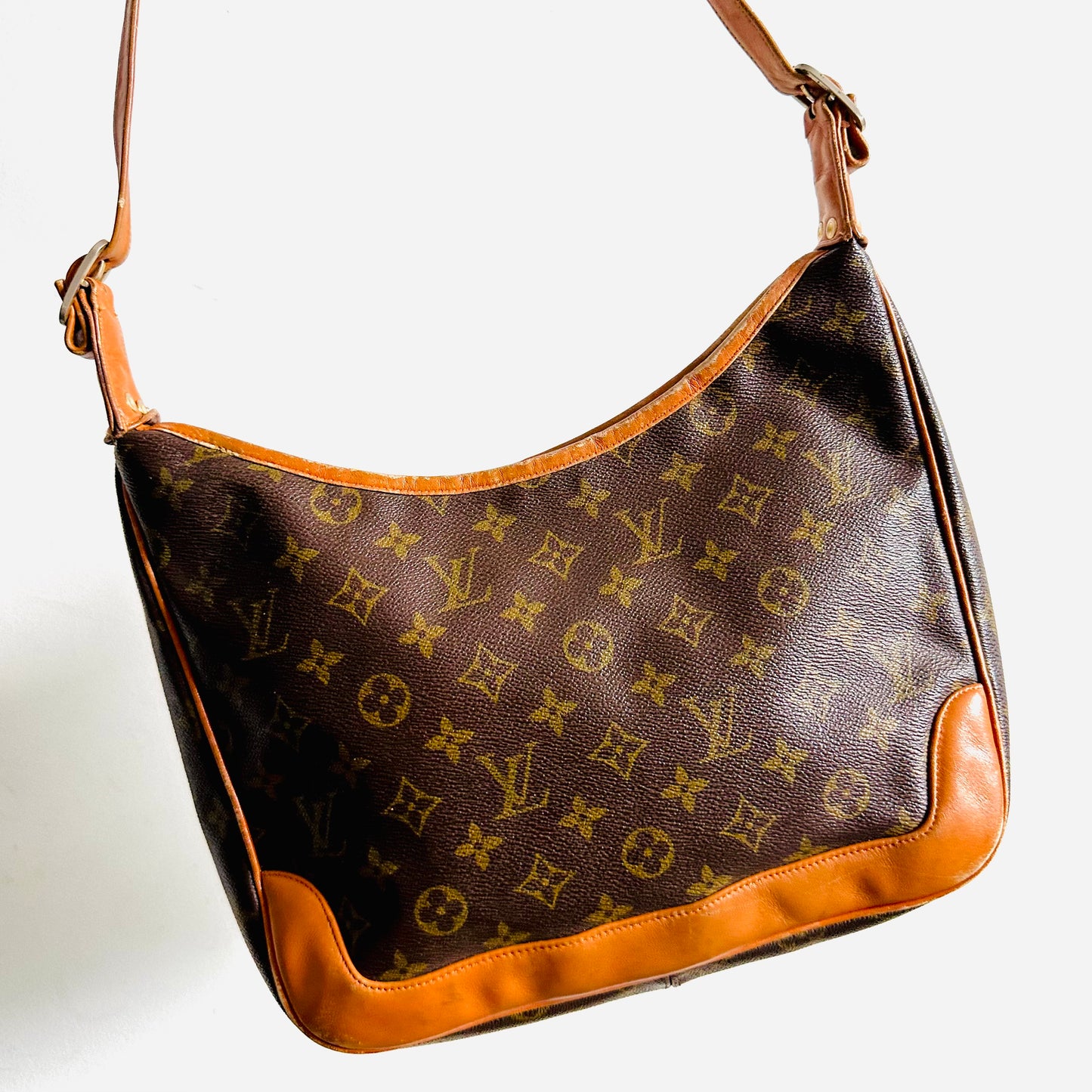 Louis Vuitton LV Boulogne Monogram Logo Vintage Hobo Baguette Shoulder Sling Bag