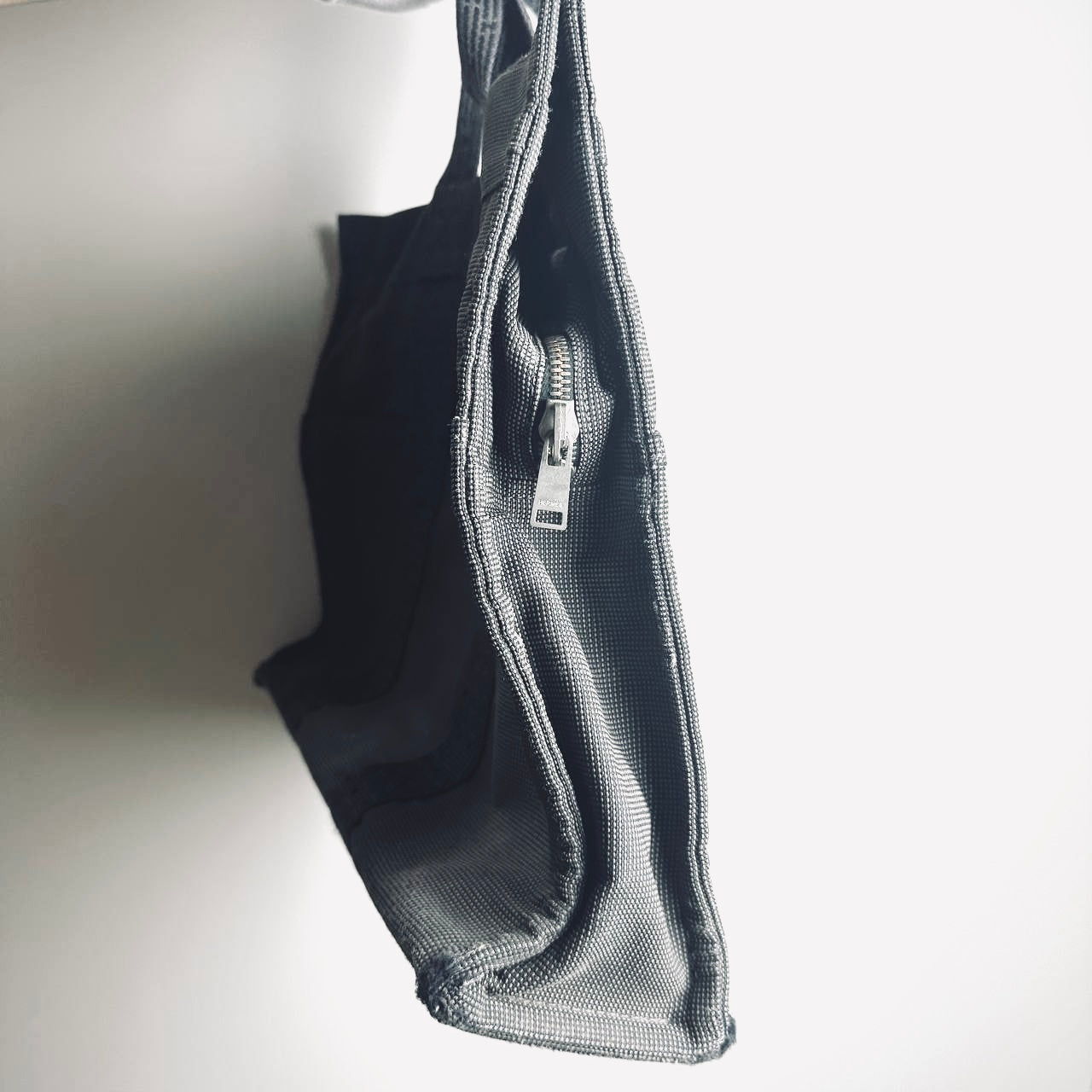 Hermes Black / Dark Grey Herline Fourre Fool Toile MM Structured Shopper Tote Bag