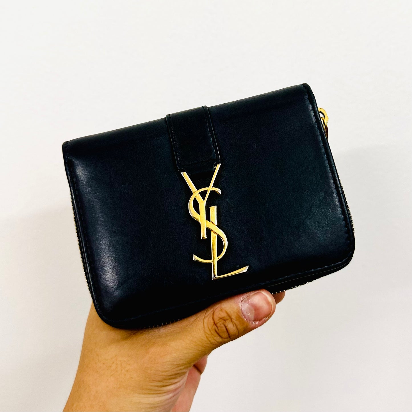 YSL Yves Saint Laurent Black GHW Monogram Logo Line Bifold Compact Flap Zip Around Zippy Wallet Calfskin Leather