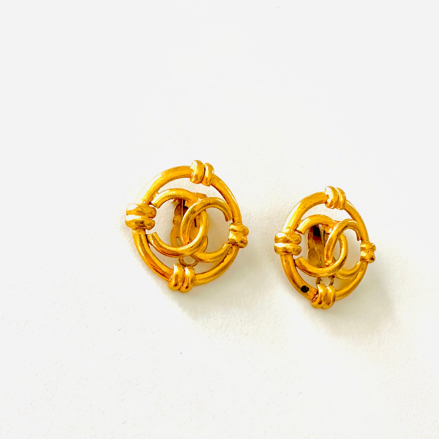 Chanel Large Giant CC Signature Logo Classic Gold Clip On Vintage Earrings