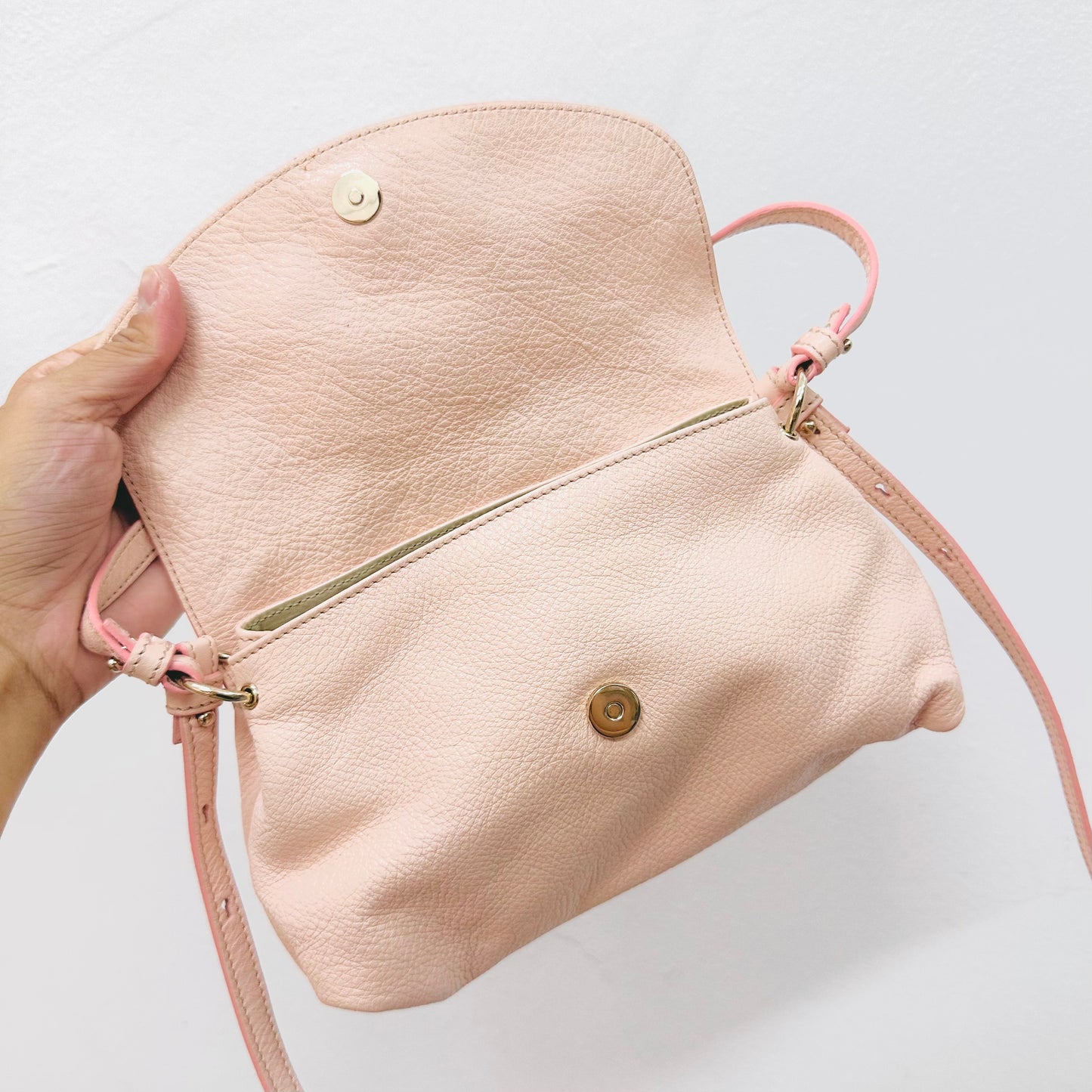 Chloe Lily Bliss Pink Bow Monogram Logo Pebbled Leather Top Handle Flap Shoulder Sling Bag