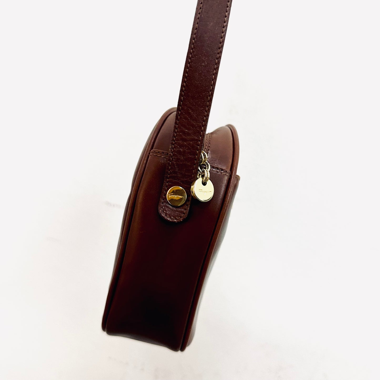 Salvatore Ferragamo Gancini Rouge Brown GHW Monogram Logo Smooth Leather Camera Shoulder Sling Bag