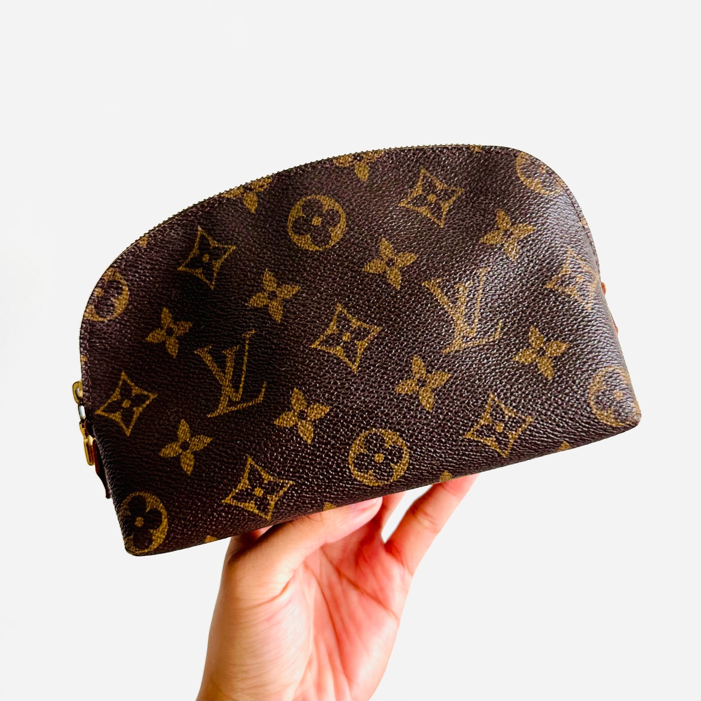 Louis Vuitton LV Monogram Logo GHW Cosmetic Clutch Toiletry Pouch Case