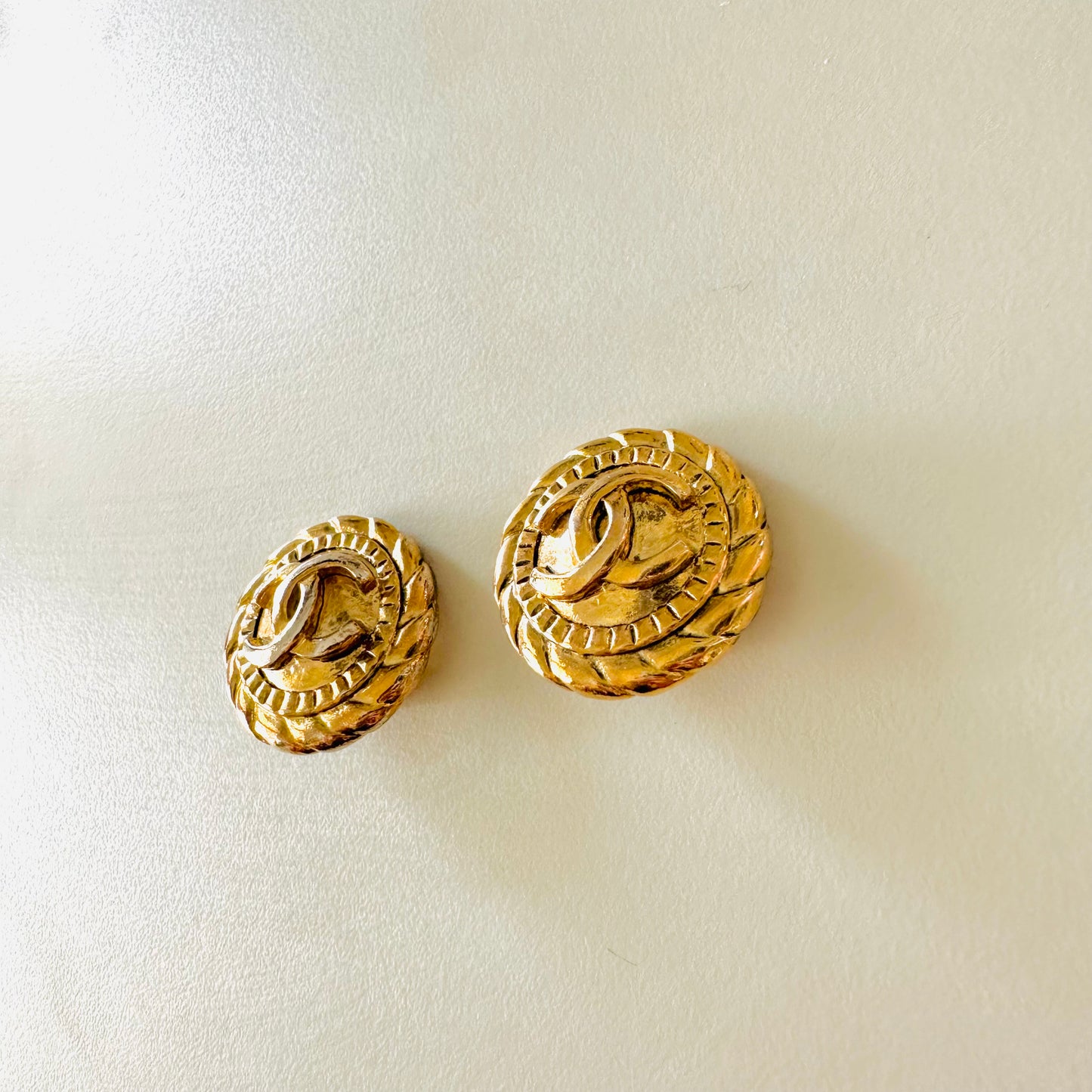 Chanel Giant CC Logo Classic Signature Gold Clip On Earrings