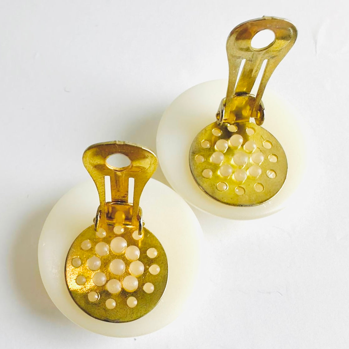 Chanel Gold Giant CC Monogram Logo Large Round Vintage Clip On Earrings