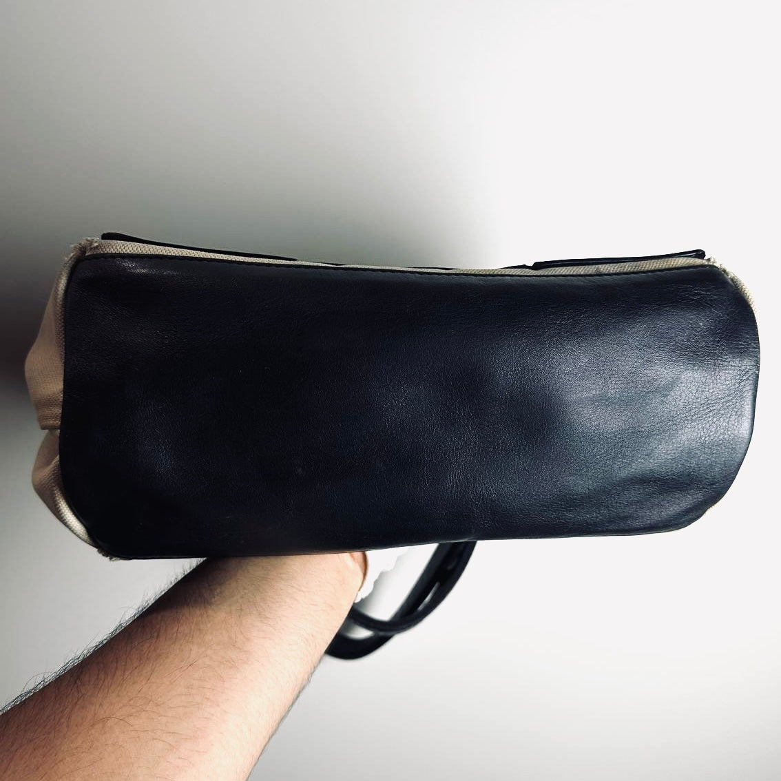 Balenciaga Cabas Black / White Logo Small S Structured Shoulder Tote Bag With Pouch