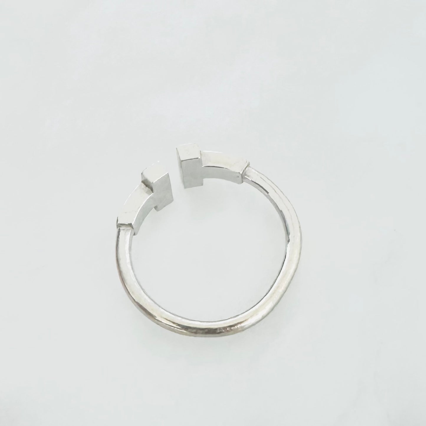 Tiffany & Co T&C T Wire Au750 18K White Gold With Diamonds Ring