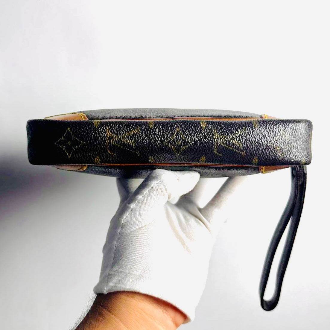 Louis Vuitton LV Marly Dragonne Monogram Logo GHW Vintage Wrislet Clutch Case Pouch