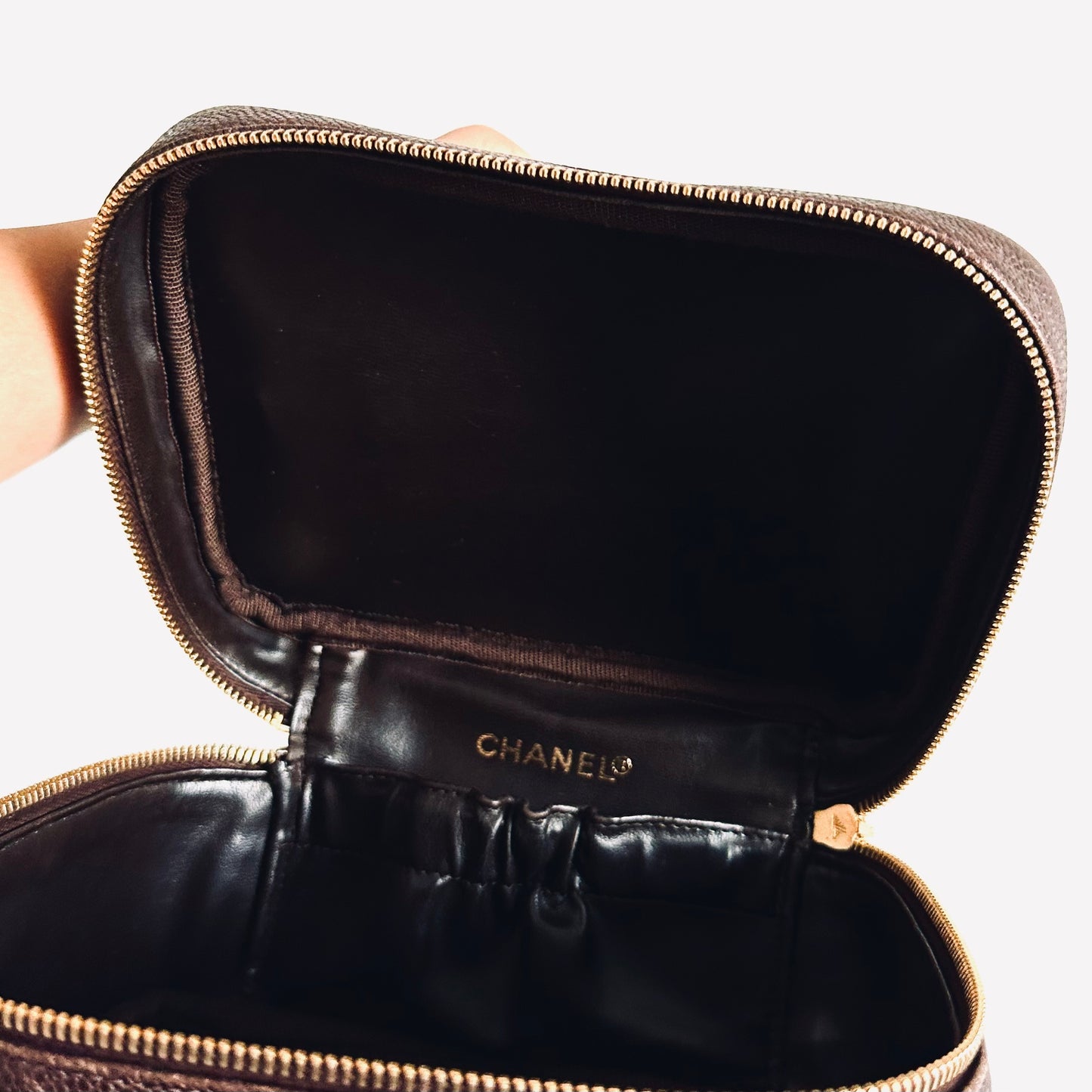 Chanel Dark Brown GHW Caviar Giant CC Logo Wide Horizontal Vanity Case Vintage Top Handle Bag 2s