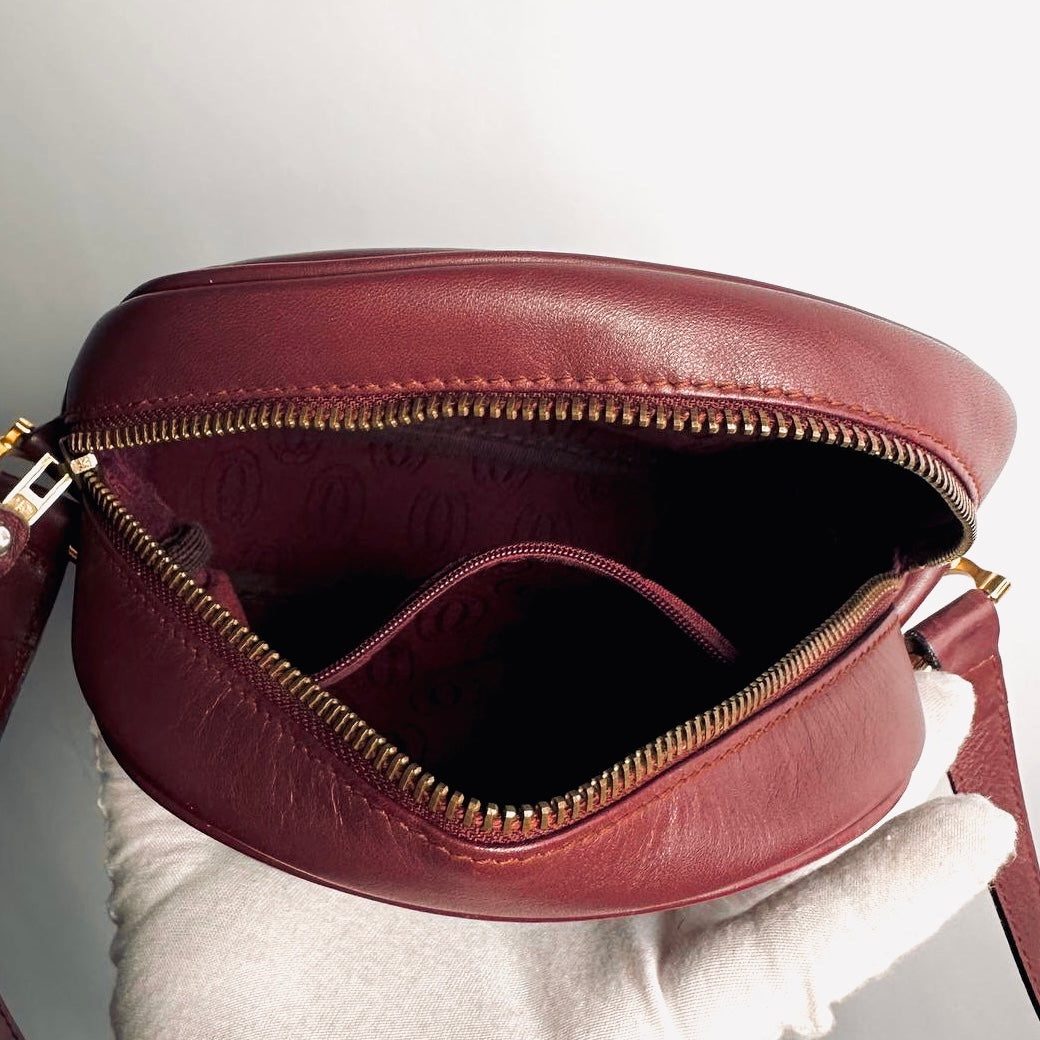 Cartier Must / Mast de Cartier Burgundy Red Maroon GHW Smooth Leather East West Zip Shoulder Sling Bag