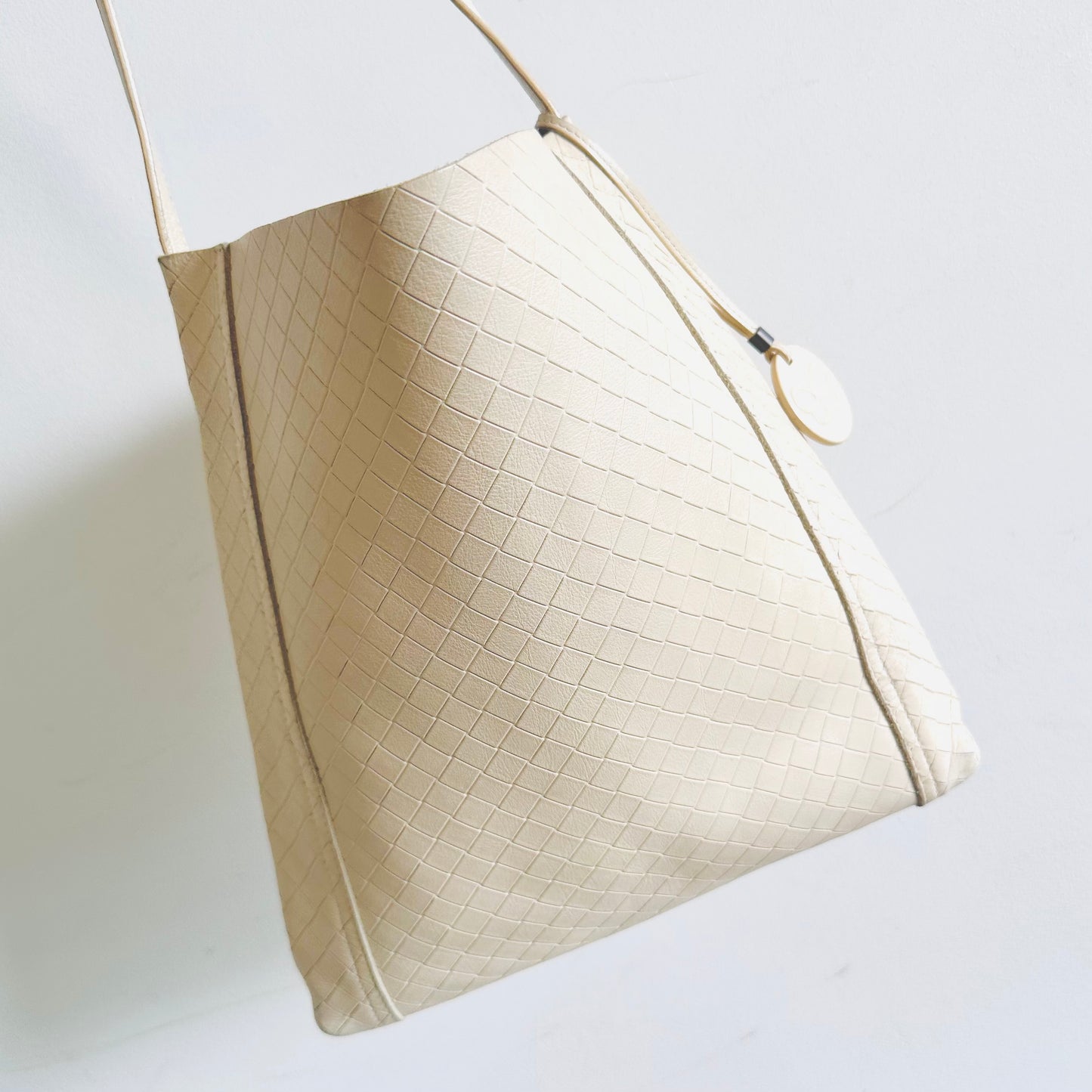 Bottega Veneta BV Intrecciato White Nappa Woven Leather Butterfly Shoulder Sling Bag