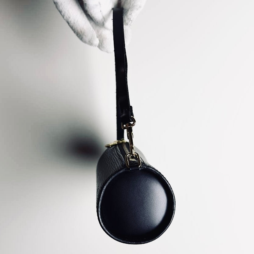 Louis Vuitton LV Black Epi Leather Monogram Logo GHW Papillon Roller Pochette Accessories Accessoires Shoulder Bag