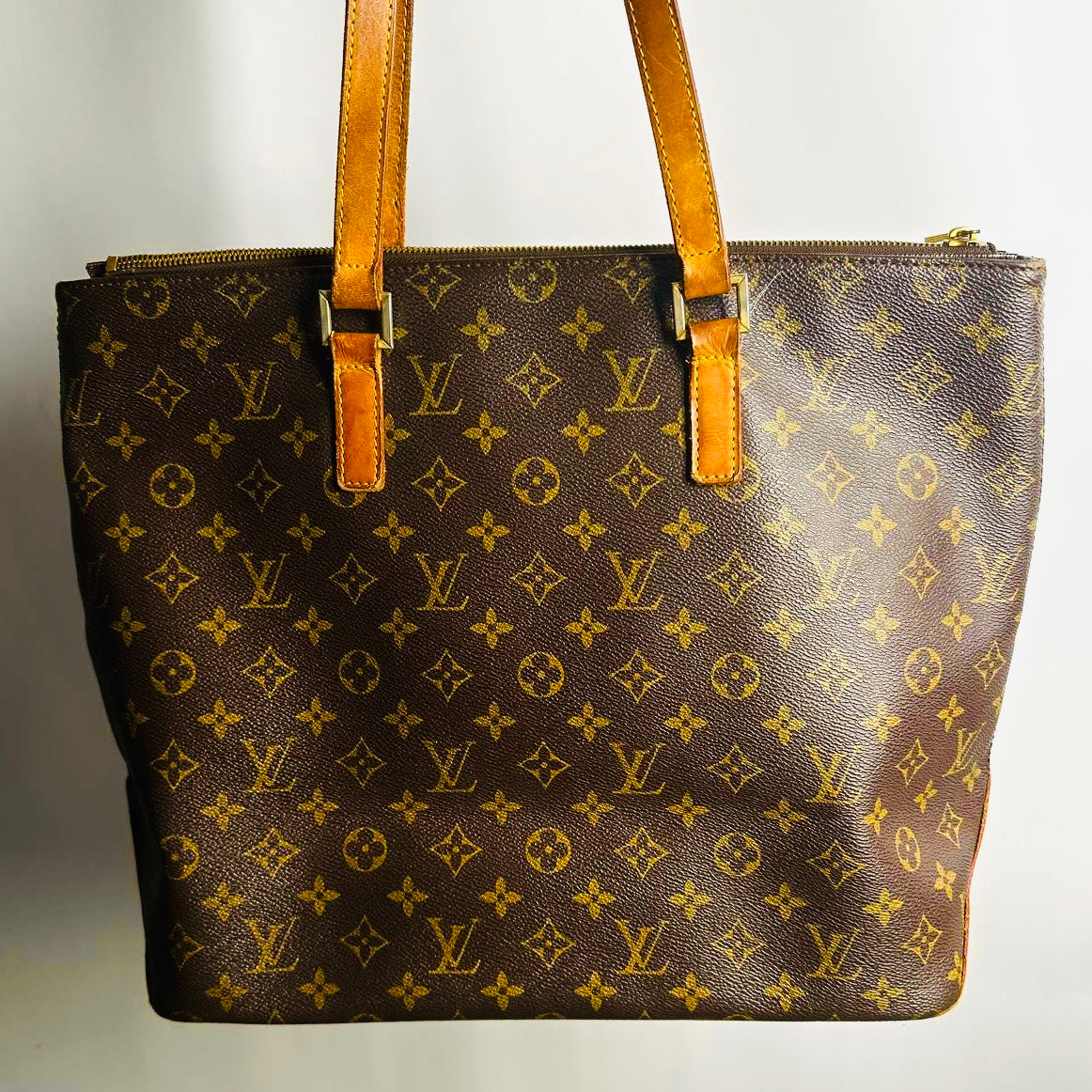 Louis Vuitton LV Luco Monogram Logo GHW Vintage Shoulder Shopper Tote Bag
