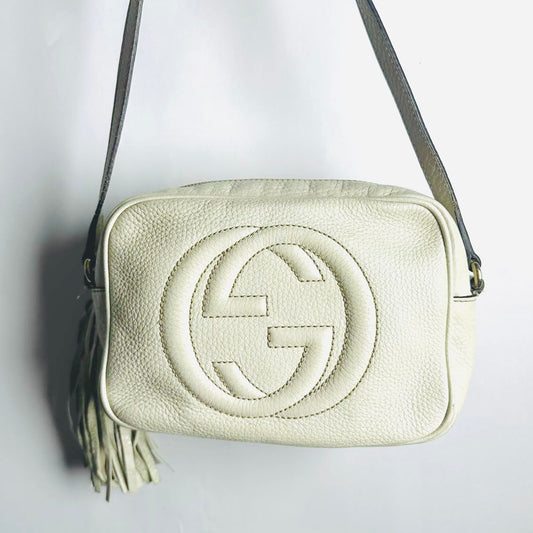 Gucci White GHW Soho Disco GG Logo Calfskin Leather Small Camera Fringe Tassel Shoulder Sling Bag
