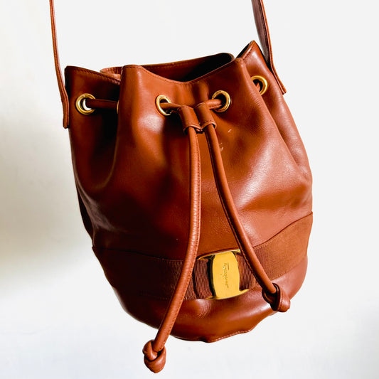 Salvatore Ferragamo Vara Bow Caramel Brown GHW Monogram Logo Smooth Leather Bucket Shoulder Sling Bag