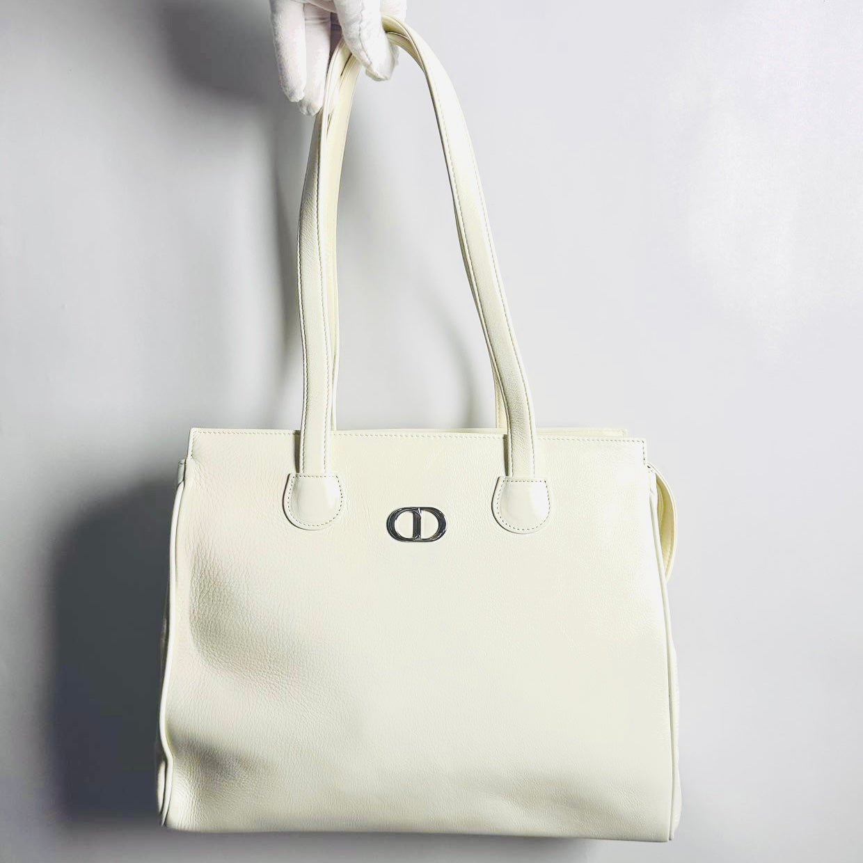 Christian Dior CD White 30 Montaigne Leather Shoulder Shopper Tote Bag