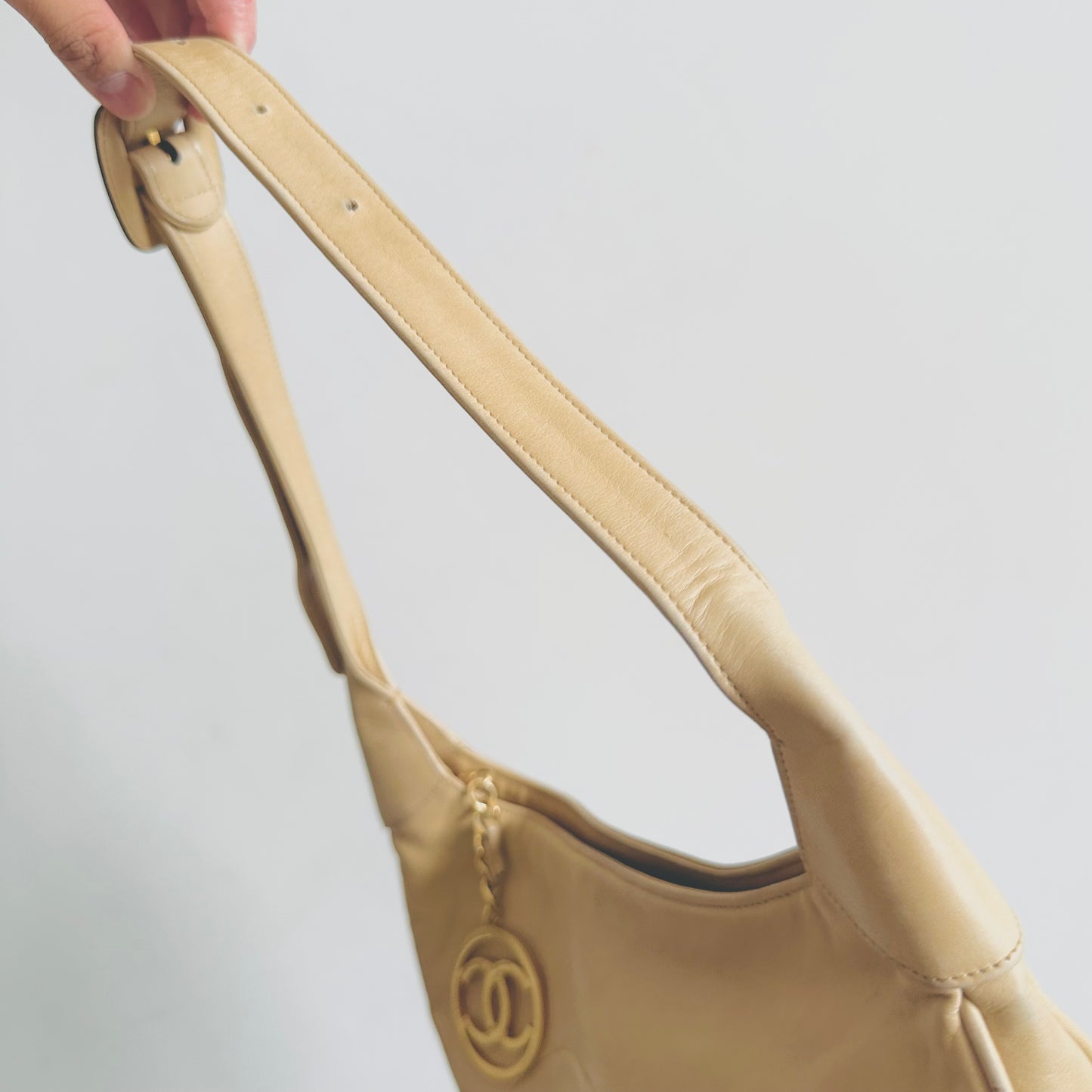 Chanel Beige GHW Giant CC Medallion Logo Lambskin Vintage Hobo Baguette Shoulder Sling Bag