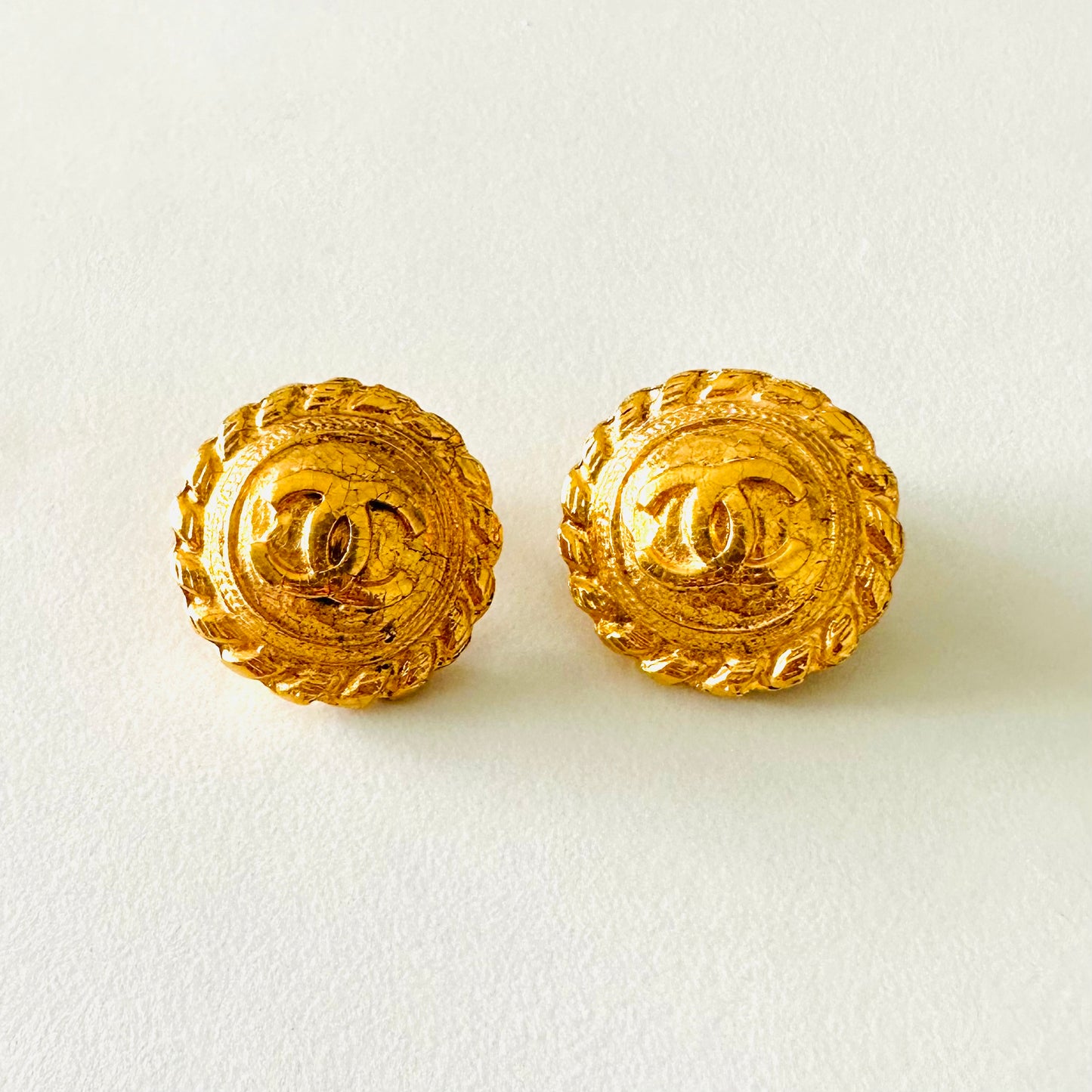 Chanel Gold Giant CC Logo Spiral Signature Classic Large Round Vintage Clip On Earrings