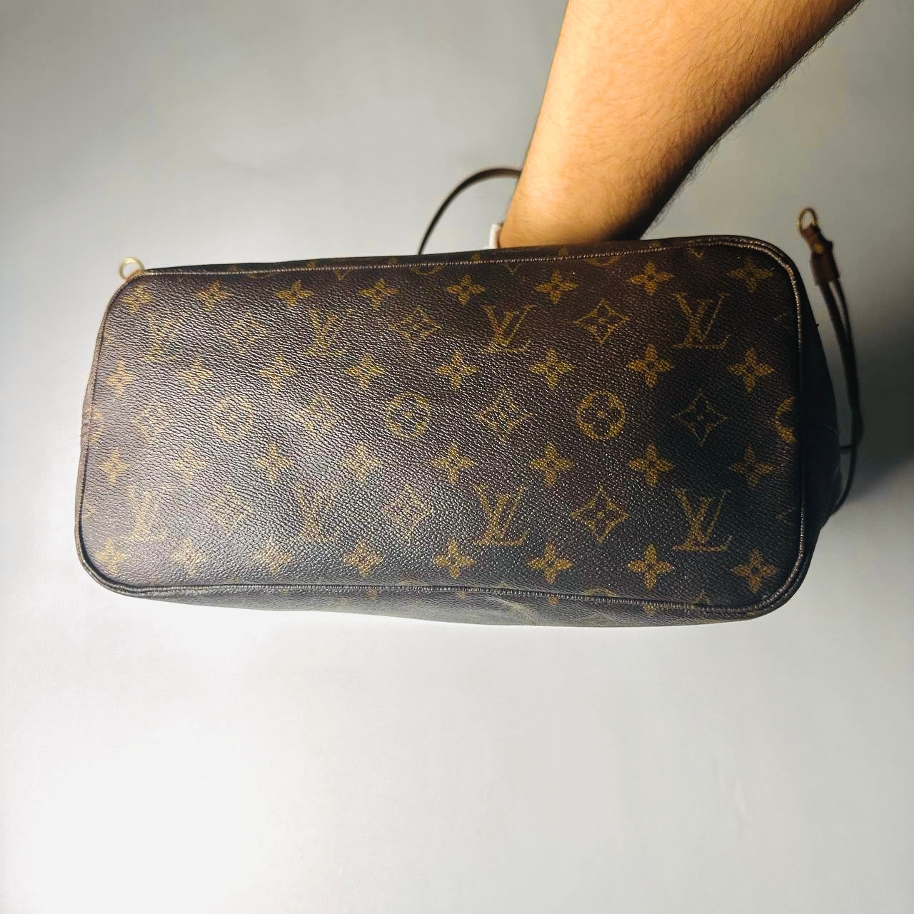 Louis Vuitton LV Neverfull MM Monogram Logo GHW Shoulder Shopper Tote Bag