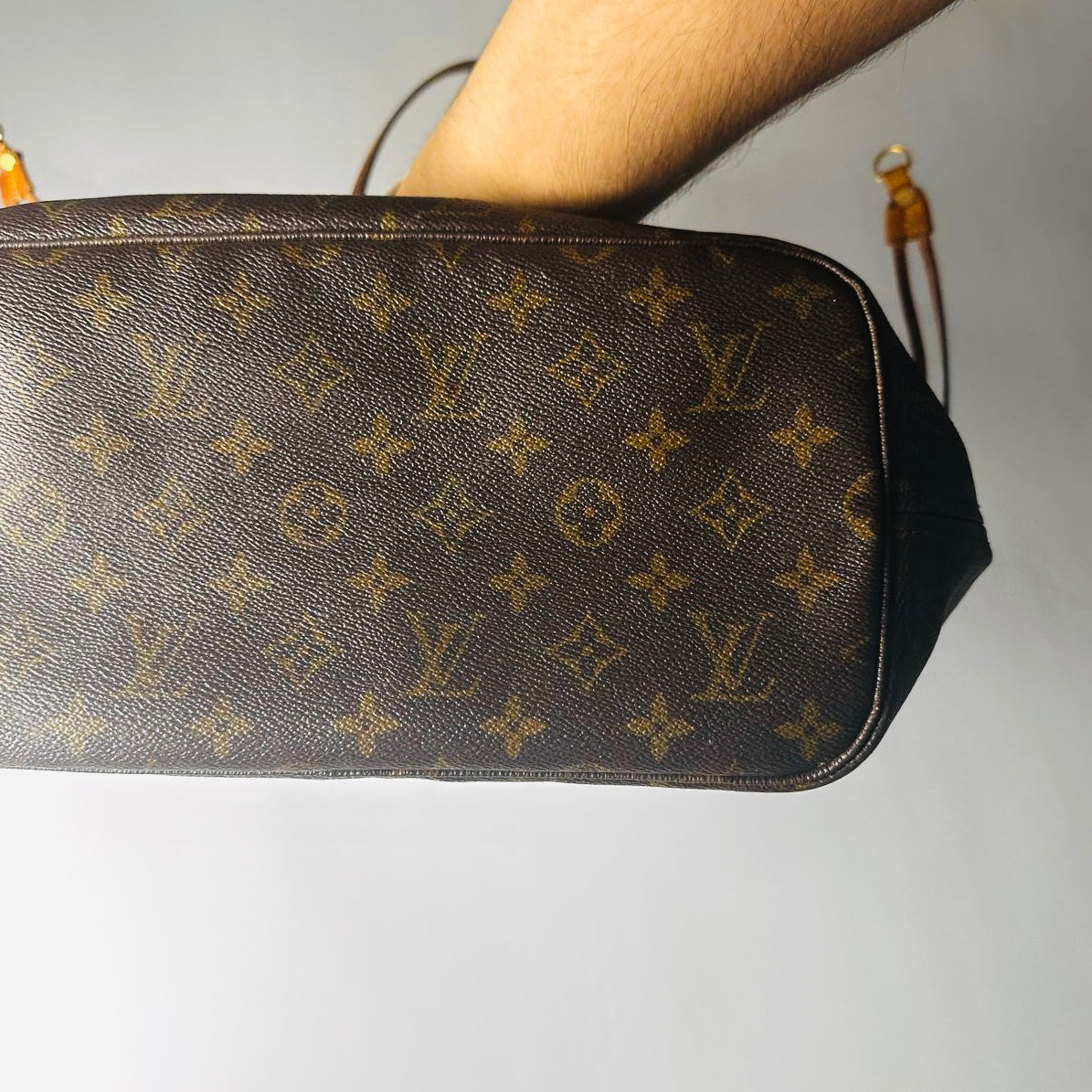 Louis Vuitton LV Neverfull MM Monogram Logo GHW Shoulder Shopper Tote Bag