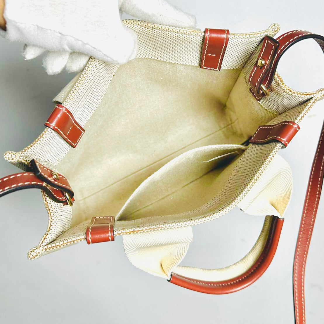 Chloe Woody Beige / Brown Monogram Logo 2-Way Small Shoulder Shopper Sling Tote Bag