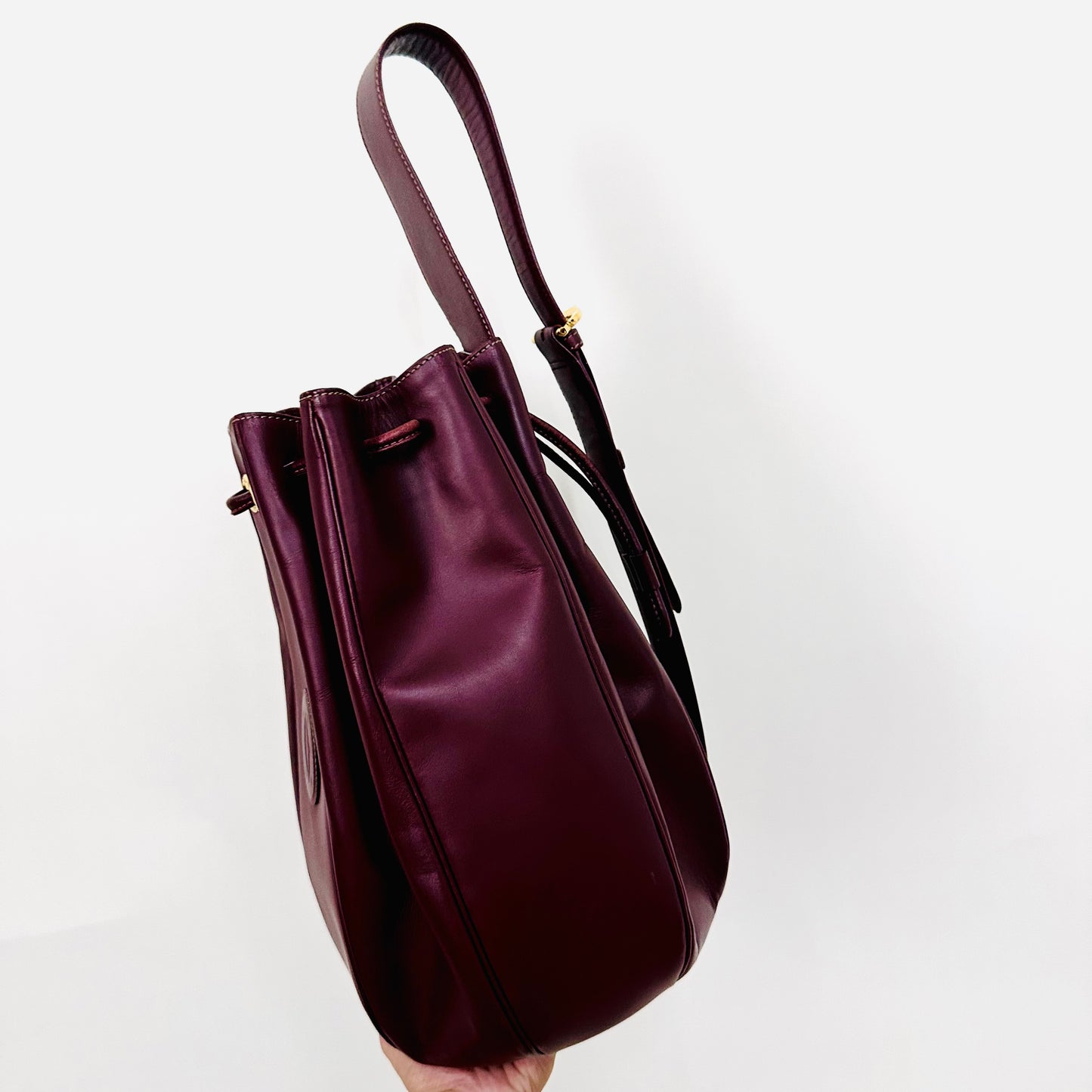 Cartier Must / Mast de Cartier Burgundy Maroon Red GHW Smooth Leather Bucket Shoulder Drawstring Bag