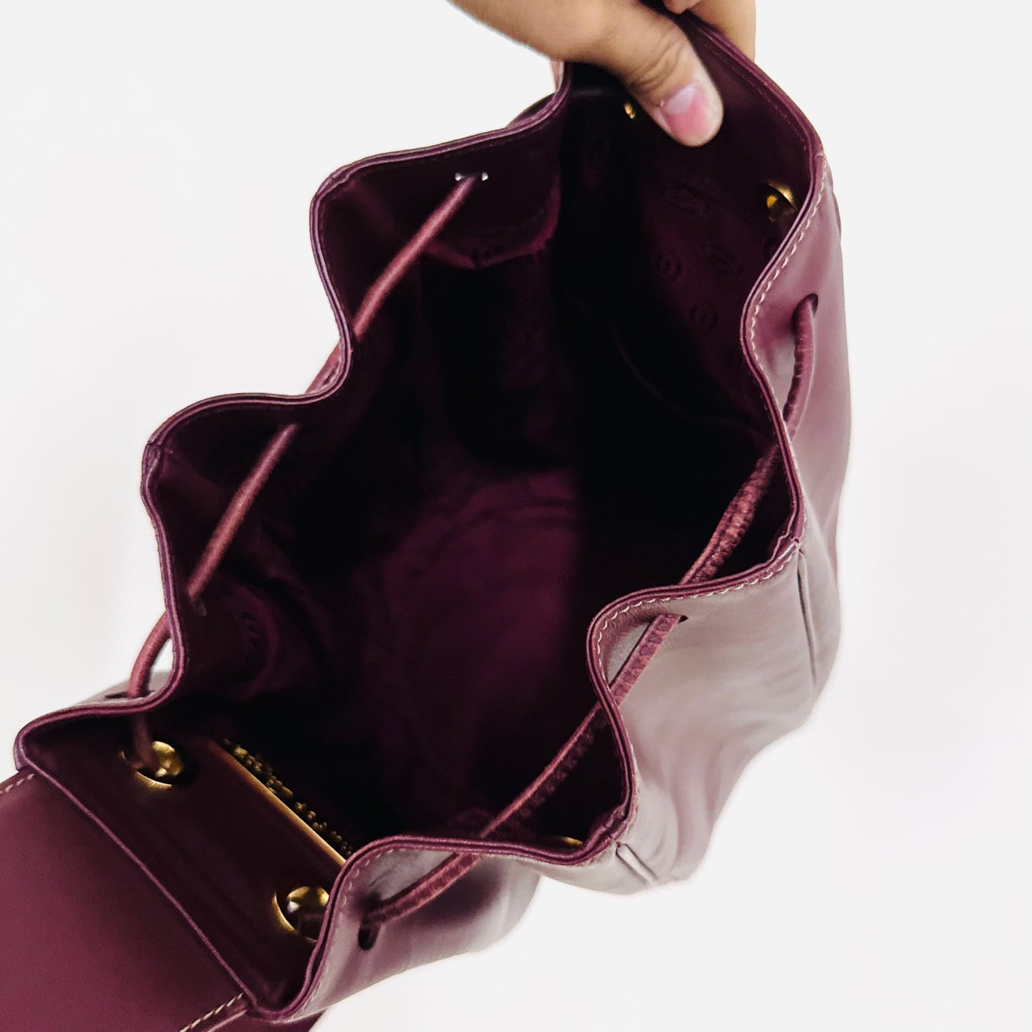 Cartier Must / Mast de Cartier Burgundy Maroon Red GHW Smooth Leather Bucket Shoulder Drawstring Bag