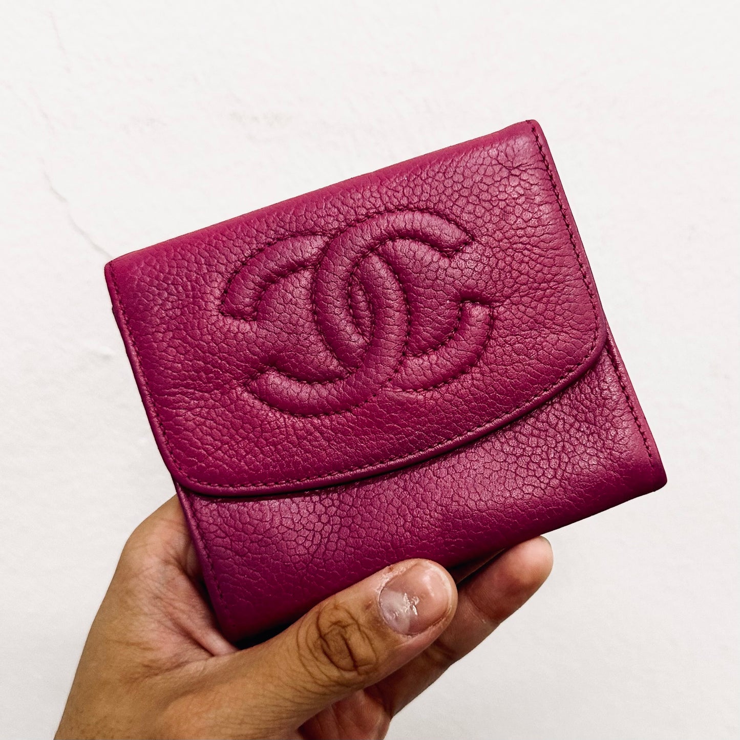 Chanel Fuchsia Pink GHW Caviar Leather Giant CC Logo Flap Vintage Bifold Compact Wallet 2s