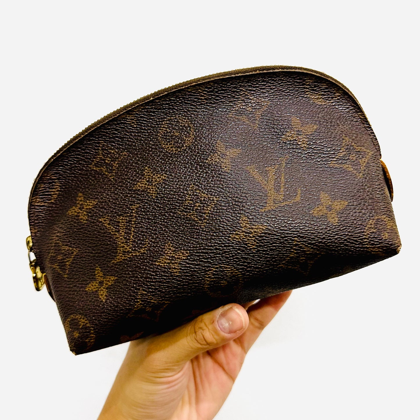 Louis Vuitton LV Monogram Logo GHW Cosmetic Clutch Toiletry Pouch Case